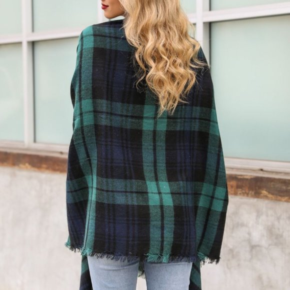 Women Classic Plaid Pocket Ruana Open Front Multicolor  Classic Plaid Pocket Ruana
